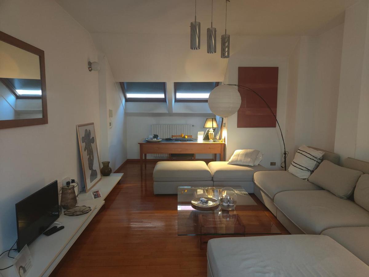 Grande Apartamento, Centro Di Asti Leilighet Eksteriør bilde